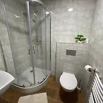 U Dvoch Levov Árvaváralja