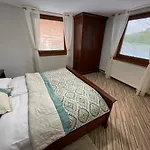 U Dvoch Levov Vendégház *