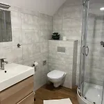 U Dvoch Levov Penzión pre hostí Oravsky Podzamok